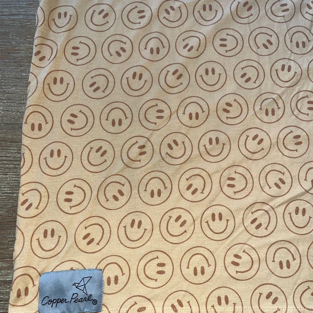 Copper Pearl Smiley Face Car seat/Nursing Cover
